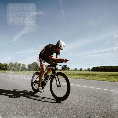 07.09.2025 - 19. Norderstedt Triathlon Michael Burmester http://msf.ph/oto/8850989 07.09.2025 11:14:21 Radfahren 296, 1355 meine-sportfotos.de