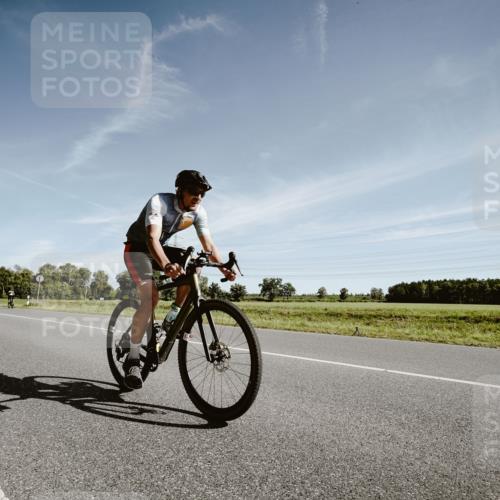 07.09.2025 - 19. Norderstedt Triathlon Michael Burmester http://msf.ph/oto/8851076 07.09.2025 11:15:52 Radfahren 185, 1278 meine-sportfotos.de