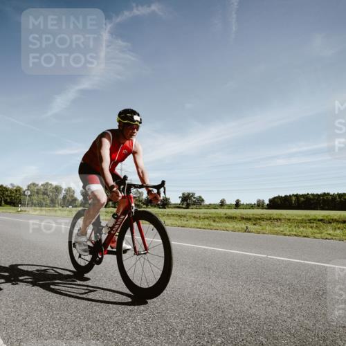 07.09.2025 - 19. Norderstedt Triathlon Michael Burmester http://msf.ph/oto/8851093 07.09.2025 11:16:15 Radfahren 704 meine-sportfotos.de
