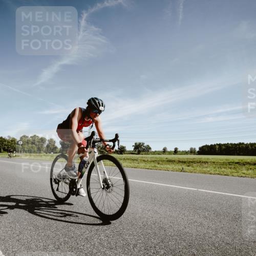 07.09.2025 - 19. Norderstedt Triathlon Michael Burmester http://msf.ph/oto/8851111 07.09.2025 11:16:37 Radfahren 1196 meine-sportfotos.de