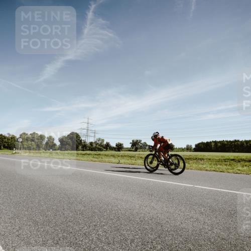 07.09.2025 - 19. Norderstedt Triathlon Michael Burmester http://msf.ph/oto/8851158 07.09.2025 11:17:18 Radfahren 1227 meine-sportfotos.de