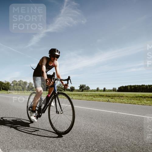 07.09.2025 - 19. Norderstedt Triathlon Michael Burmester http://msf.ph/oto/8851211 07.09.2025 11:18:39 Radfahren 1172 meine-sportfotos.de