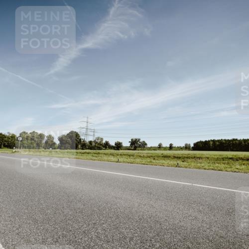 07.09.2025 - 19. Norderstedt Triathlon Michael Burmester http://msf.ph/oto/8851263 07.09.2025 11:19:17 Radfahren 1225 meine-sportfotos.de