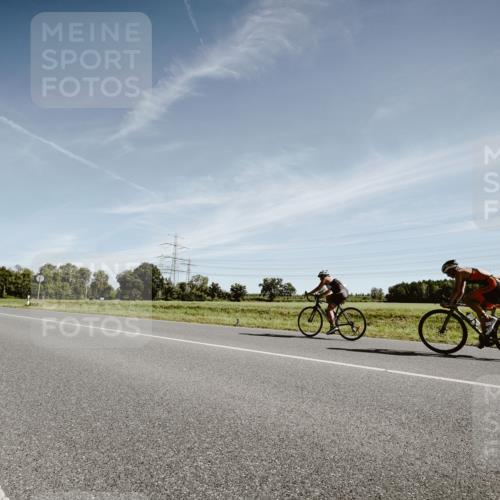07.09.2025 - 19. Norderstedt Triathlon Michael Burmester http://msf.ph/oto/8851329 07.09.2025 11:20:43 Radfahren 1340 meine-sportfotos.de