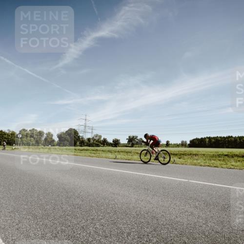 07.09.2025 - 19. Norderstedt Triathlon Michael Burmester http://msf.ph/oto/8851340 07.09.2025 11:20:47 Radfahren 771, 1340 meine-sportfotos.de