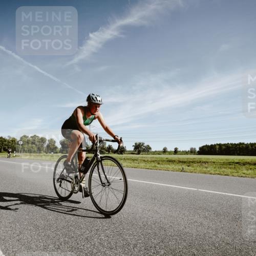 07.09.2025 - 19. Norderstedt Triathlon Michael Burmester http://msf.ph/oto/8851445 07.09.2025 11:22:20 Radfahren 1164 meine-sportfotos.de