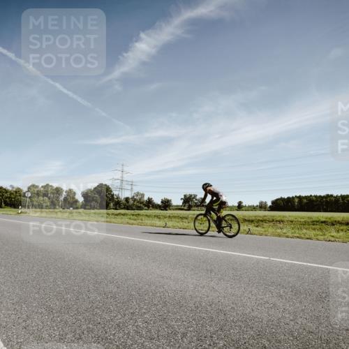07.09.2025 - 19. Norderstedt Triathlon Michael Burmester http://msf.ph/oto/8851518 07.09.2025 11:23:23 Radfahren  meine-sportfotos.de