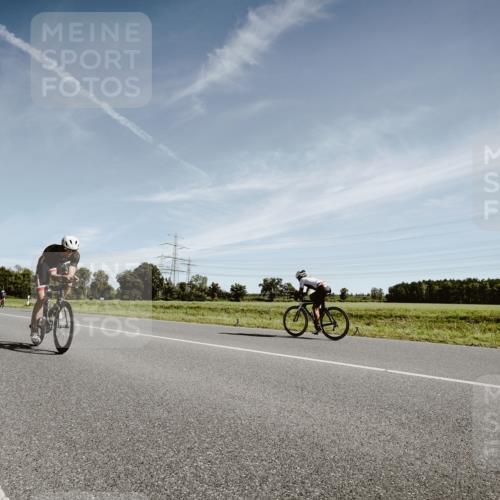 07.09.2025 - 19. Norderstedt Triathlon Michael Burmester http://msf.ph/oto/8851629 07.09.2025 11:24:58 Radfahren 1153, 1355 meine-sportfotos.de