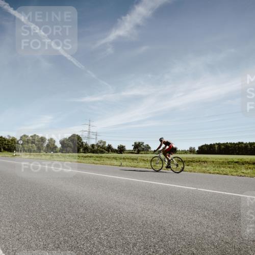 07.09.2025 - 19. Norderstedt Triathlon Michael Burmester http://msf.ph/oto/8851671 07.09.2025 11:25:46 Radfahren  meine-sportfotos.de