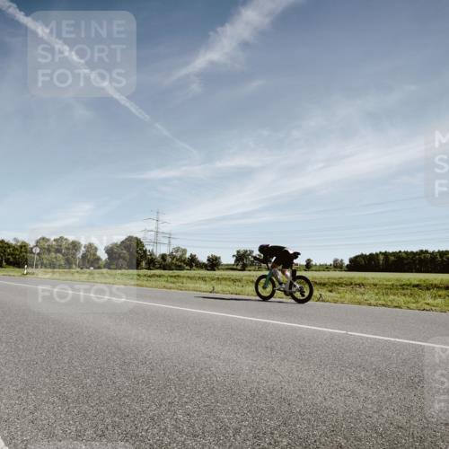 07.09.2025 - 19. Norderstedt Triathlon Michael Burmester http://msf.ph/oto/8851678 07.09.2025 11:25:51 Radfahren 1195 meine-sportfotos.de