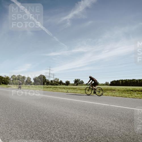 07.09.2025 - 19. Norderstedt Triathlon Michael Burmester http://msf.ph/oto/8851755 07.09.2025 11:26:50 Radfahren 787, 1180, 1188 meine-sportfotos.de