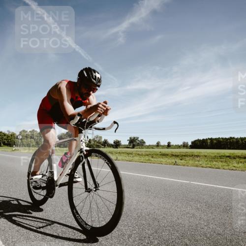 07.09.2025 - 19. Norderstedt Triathlon Michael Burmester http://msf.ph/oto/8851772 07.09.2025 11:27:01 Radfahren 238, 1253 meine-sportfotos.de