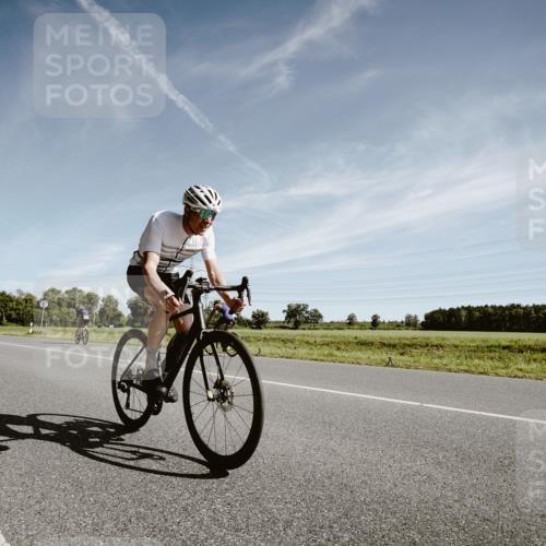 07.09.2025 - 19. Norderstedt Triathlon Michael Burmester http://msf.ph/oto/8851839 07.09.2025 11:27:27 Radfahren 300, 1313 meine-sportfotos.de