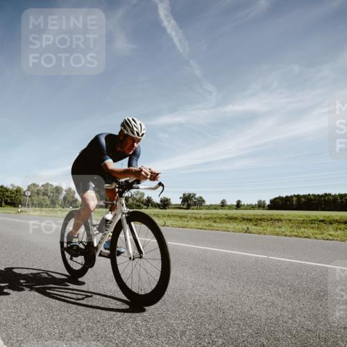 07.09.2025 - 19. Norderstedt Triathlon Michael Burmester http://msf.ph/oto/8852090 07.09.2025 11:30:42 Radfahren 837 meine-sportfotos.de
