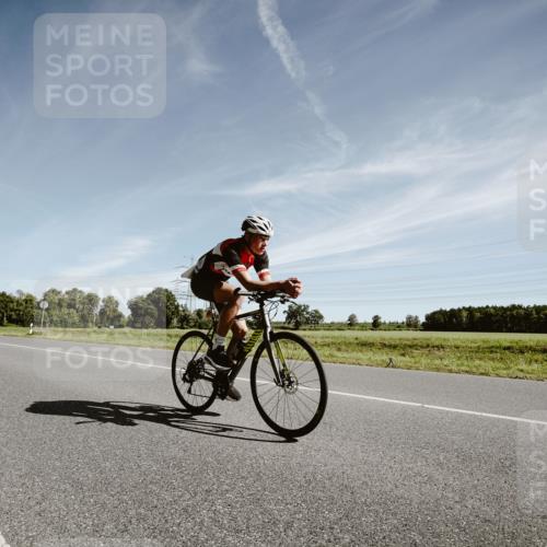 07.09.2025 - 19. Norderstedt Triathlon Michael Burmester http://msf.ph/oto/8852118 07.09.2025 11:30:56 Radfahren 1162, 1202 meine-sportfotos.de