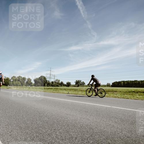 07.09.2025 - 19. Norderstedt Triathlon Michael Burmester http://msf.ph/oto/8852187 07.09.2025 11:31:38 Radfahren 710, 1186 meine-sportfotos.de