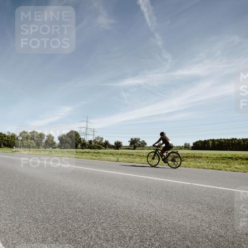 07.09.2025 - 19. Norderstedt Triathlon Michael Burmester http://msf.ph/oto/8852201 07.09.2025 11:31:59 Radfahren  meine-sportfotos.de