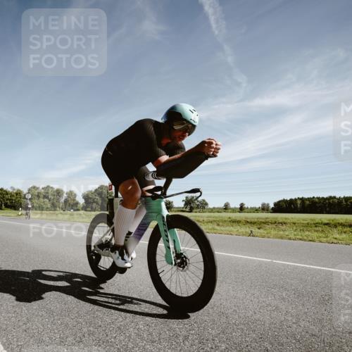 07.09.2025 - 19. Norderstedt Triathlon Michael Burmester http://msf.ph/oto/8852216 07.09.2025 11:32:09 Radfahren 281, 1334 meine-sportfotos.de