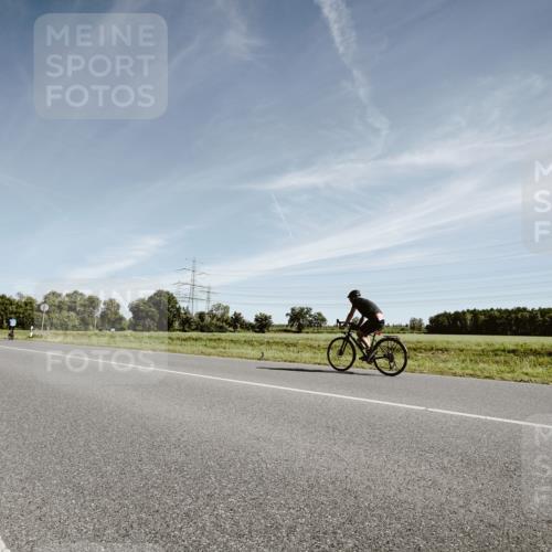 07.09.2025 - 19. Norderstedt Triathlon Michael Burmester http://msf.ph/oto/8852219 07.09.2025 11:32:12 Radfahren  meine-sportfotos.de