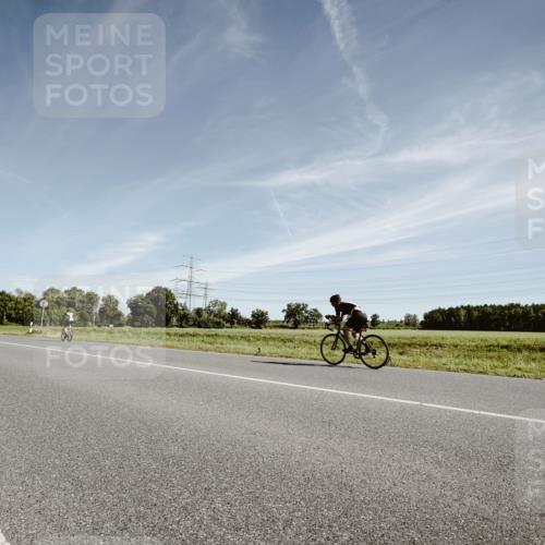 07.09.2025 - 19. Norderstedt Triathlon Michael Burmester http://msf.ph/oto/8852230 07.09.2025 11:32:19 Radfahren 186 meine-sportfotos.de