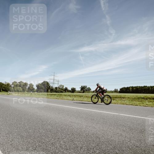 07.09.2025 - 19. Norderstedt Triathlon Michael Burmester http://msf.ph/oto/8852268 07.09.2025 11:32:54 Radfahren 770 meine-sportfotos.de