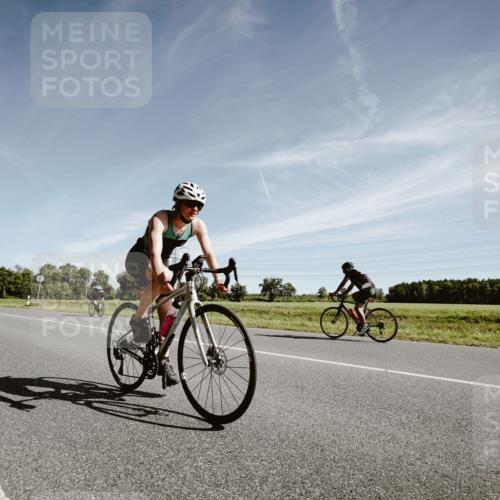 07.09.2025 - 19. Norderstedt Triathlon Michael Burmester http://msf.ph/oto/8852278 07.09.2025 11:33:02 Radfahren 148, 237 meine-sportfotos.de