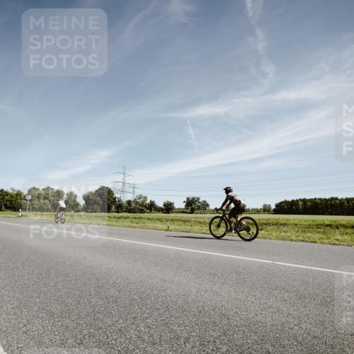 07.09.2025 - 19. Norderstedt Triathlon Michael Burmester http://msf.ph/oto/8852306 07.09.2025 11:33:20 Radfahren 773 meine-sportfotos.de