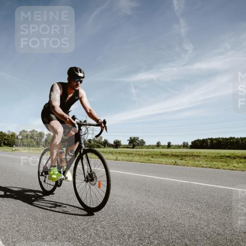 07.09.2025 - 19. Norderstedt Triathlon Michael Burmester http://msf.ph/oto/8852313 07.09.2025 11:33:26 Radfahren 773, 1225 meine-sportfotos.de