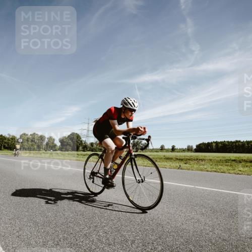 07.09.2025 - 19. Norderstedt Triathlon Michael Burmester http://msf.ph/oto/8852320 07.09.2025 11:33:33 Radfahren 1199, 1258, 1333 meine-sportfotos.de
