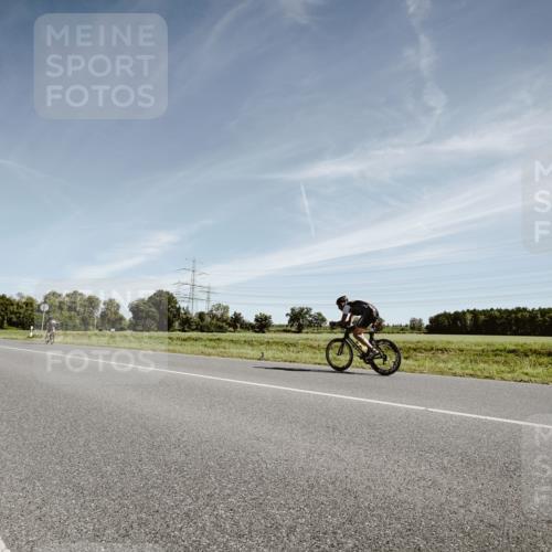 07.09.2025 - 19. Norderstedt Triathlon Michael Burmester http://msf.ph/oto/8852334 07.09.2025 11:33:46 Radfahren 1178 meine-sportfotos.de