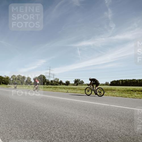 07.09.2025 - 19. Norderstedt Triathlon Michael Burmester http://msf.ph/oto/8852341 07.09.2025 11:33:48 Radfahren 1178 meine-sportfotos.de