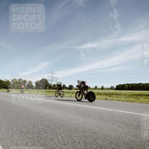 07.09.2025 - 19. Norderstedt Triathlon Michael Burmester http://msf.ph/oto/8852345 07.09.2025 11:33:49 Radfahren 1178 meine-sportfotos.de