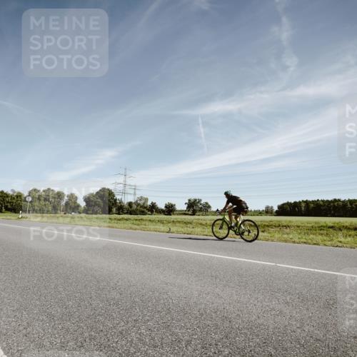 07.09.2025 - 19. Norderstedt Triathlon Michael Burmester http://msf.ph/oto/8852376 07.09.2025 11:34:06 Radfahren  meine-sportfotos.de