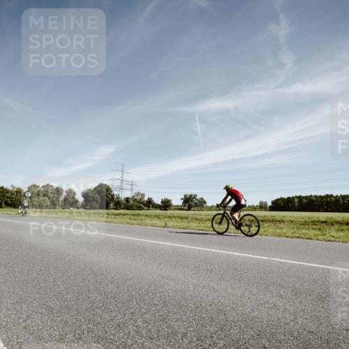 07.09.2025 - 19. Norderstedt Triathlon Michael Burmester http://msf.ph/oto/8852382 07.09.2025 11:34:13 Radfahren 1306 meine-sportfotos.de
