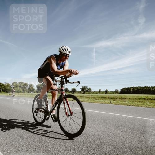 07.09.2025 - 19. Norderstedt Triathlon Michael Burmester http://msf.ph/oto/8852474 07.09.2025 11:35:19 Radfahren 191, 734, 775 meine-sportfotos.de