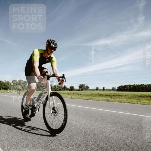 07.09.2025 - 19. Norderstedt Triathlon Michael Burmester http://msf.ph/oto/8852499 07.09.2025 11:35:32 Radfahren 279 meine-sportfotos.de