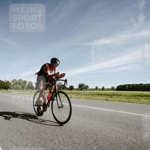 07.09.2025 - 19. Norderstedt Triathlon Michael Burmester http://msf.ph/oto/8852506 07.09.2025 11:35:37 Radfahren 201, 795, 1170 meine-sportfotos.de