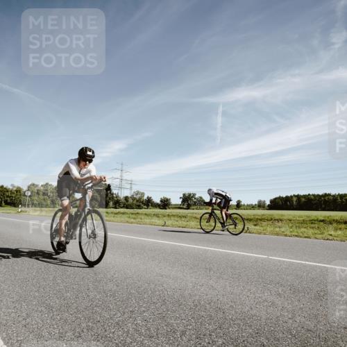 07.09.2025 - 19. Norderstedt Triathlon Michael Burmester http://msf.ph/oto/8852531 07.09.2025 11:35:57 Radfahren 1194, 1265 meine-sportfotos.de