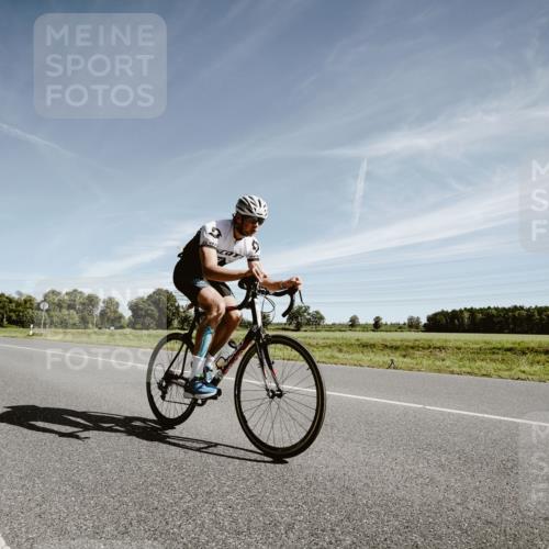 07.09.2025 - 19. Norderstedt Triathlon Michael Burmester http://msf.ph/oto/8852566 07.09.2025 11:36:33 Radfahren 849, 1164, 1206 meine-sportfotos.de