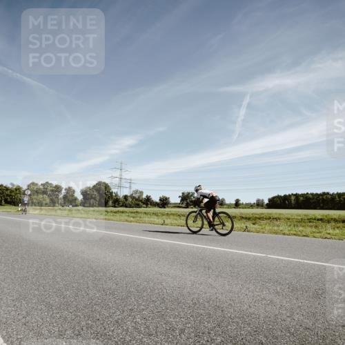 07.09.2025 - 19. Norderstedt Triathlon Michael Burmester http://msf.ph/oto/8852661 07.09.2025 11:37:38 Radfahren  meine-sportfotos.de