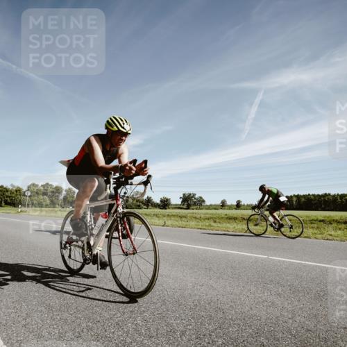 07.09.2025 - 19. Norderstedt Triathlon Michael Burmester http://msf.ph/oto/8852681 07.09.2025 11:38:16 Radfahren 267, 782, 1219 meine-sportfotos.de