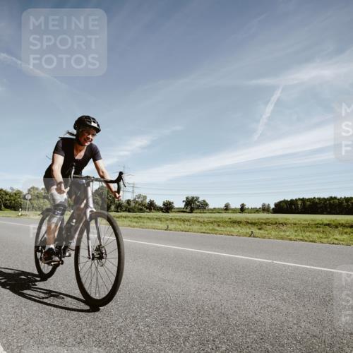 07.09.2025 - 19. Norderstedt Triathlon Michael Burmester http://msf.ph/oto/8852731 07.09.2025 11:38:54 Radfahren 286, 731 meine-sportfotos.de