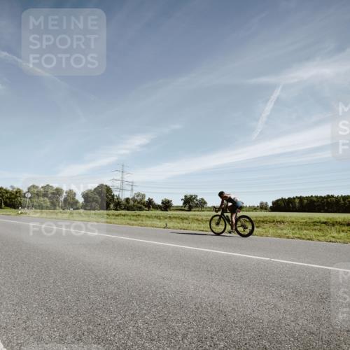 07.09.2025 - 19. Norderstedt Triathlon Michael Burmester http://msf.ph/oto/8852742 07.09.2025 11:39:00 Radfahren 203 meine-sportfotos.de