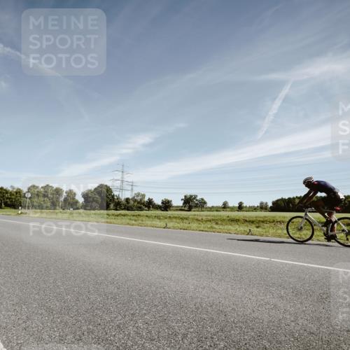 07.09.2025 - 19. Norderstedt Triathlon Michael Burmester http://msf.ph/oto/8852773 07.09.2025 11:39:25 Radfahren  meine-sportfotos.de