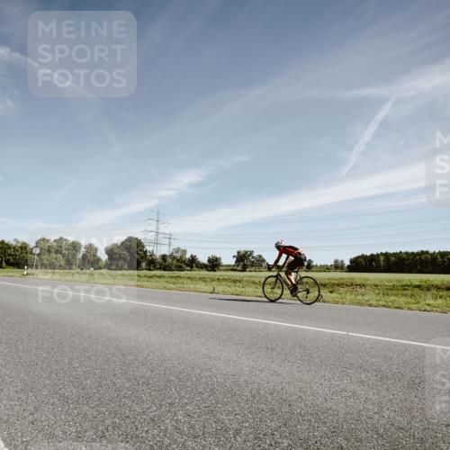 07.09.2025 - 19. Norderstedt Triathlon Michael Burmester http://msf.ph/oto/8852818 07.09.2025 11:40:00 Radfahren 306 meine-sportfotos.de
