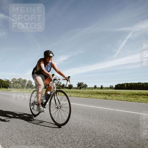 07.09.2025 - 19. Norderstedt Triathlon Michael Burmester http://msf.ph/oto/8852842 07.09.2025 11:40:18 Radfahren 229, 1315 meine-sportfotos.de