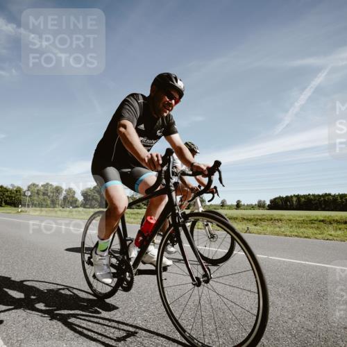 07.09.2025 - 19. Norderstedt Triathlon Michael Burmester http://msf.ph/oto/8852888 07.09.2025 11:40:58 Radfahren 796, 800, 861, 1371 meine-sportfotos.de