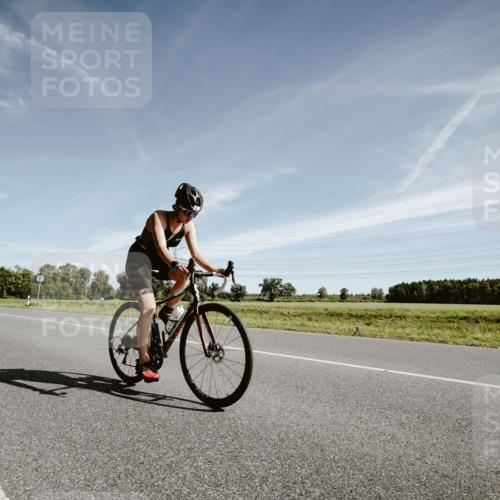 07.09.2025 - 19. Norderstedt Triathlon Michael Burmester http://msf.ph/oto/8852894 07.09.2025 11:41:04 Radfahren 704, 1187 meine-sportfotos.de