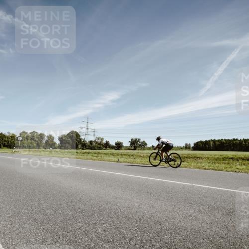 07.09.2025 - 19. Norderstedt Triathlon Michael Burmester http://msf.ph/oto/8852905 07.09.2025 11:41:10 Radfahren 768 meine-sportfotos.de