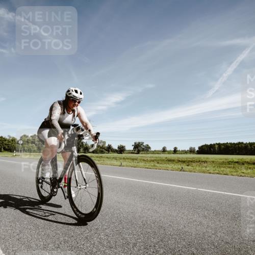07.09.2025 - 19. Norderstedt Triathlon Michael Burmester http://msf.ph/oto/8852926 07.09.2025 11:41:25 Radfahren 259, 296, 1279 meine-sportfotos.de